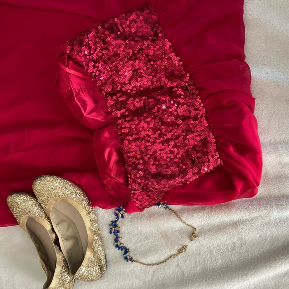 Floor length formal dress (unaltered) - Picture 3 of 3